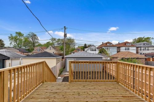 6822 Artesian Ave, Chicago IL  60629-1327 exterior