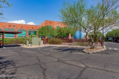 1001 17th St, Tucson AZ  85719-6767 exterior