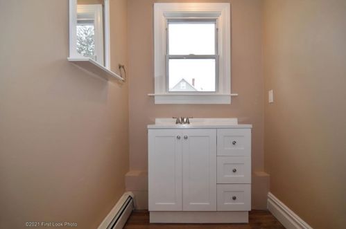 261 Admiral St, Providence RI 02908-1331 exterior