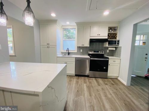 1209 Veirs Ml Rd, Rockville MD 20853-3534 exterior