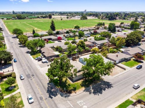 545 Quincy Rd, Turlock CA  95380-4329 exterior