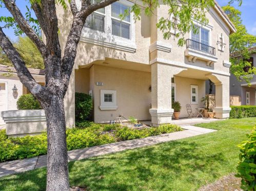 253 Marsalla Dr, Folsom, CA 95630-7201