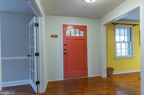 220 Media Sta Rd, Media PA 19063-4749 exterior