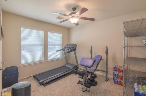 1716 Camas Dr, Austin TX exterior