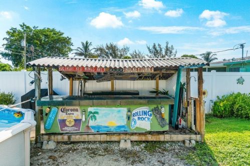 219 24 Ave, Boynton Beach FL 33435-6752 exterior