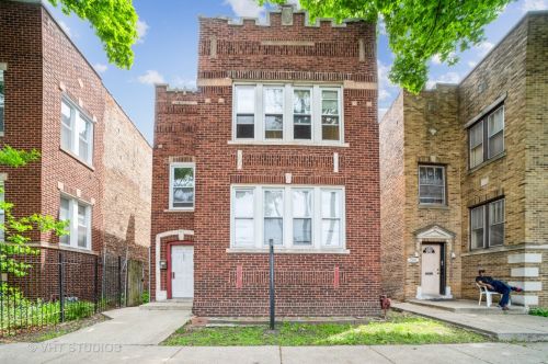 7941 Maryland Ave, Chicago, IL 60619-3912