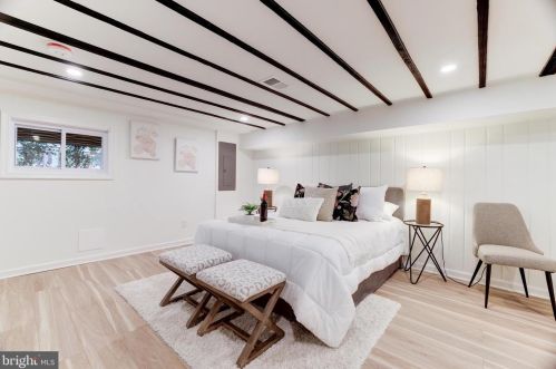 626 Hamilton St, Washington DC 20011-4030 exterior