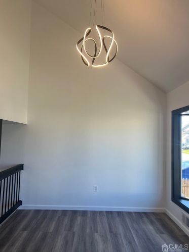 138 Brown Ave, Iselin NJ  08830-2502 exterior