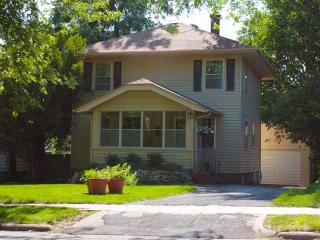 2032 50th Ave, Omaha NE  68104-4332 exterior