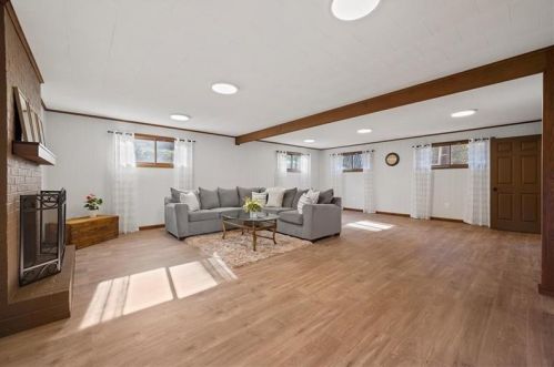 502 Braddock Rd, Pittsburgh PA 15221-3734 exterior