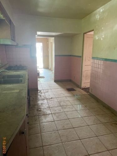 1342 Paulson Ave, Pittsburgh PA 15206-3229 exterior