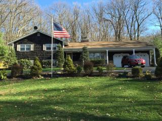 198 Brook Valley Rd, Kinnelon NJ  07405-3321 exterior
