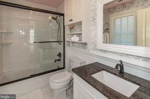 219 Edgerstoune Rd, Princeton NJ 08540-6716 exterior