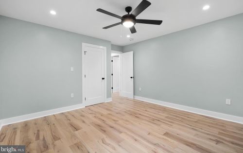 4624 Asbury Pl, Washington DC  20016-4325 exterior