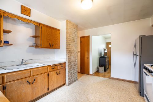 4765 22 Pl, Milwaukee WI 53221-2919 exterior