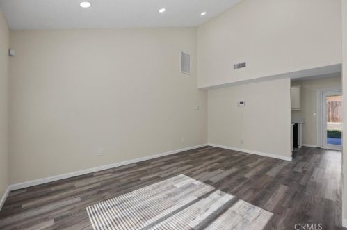 5804 Cedar Gln Ln, Bakersfield CA 93313-3345 exterior