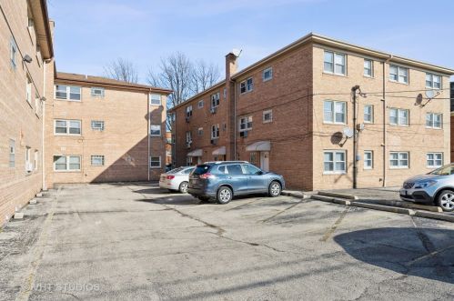 4907 Central Ave, Chicago IL  60630-2032 exterior