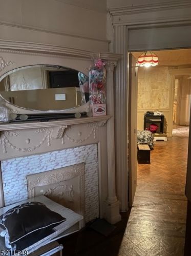 121 Seymour Ave, Newark NJ 07108-1714 exterior