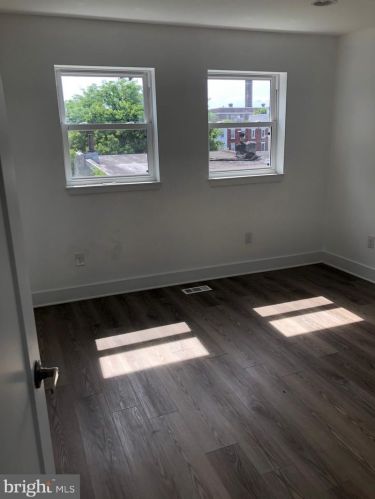 2051 9 St, Philadelphia PA 19147-4628 exterior