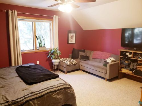 4323 Pitt St, Duluth MN 55804-1964 exterior