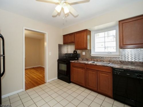 85 Troy Dr, Springfield, NJ 07081-2002