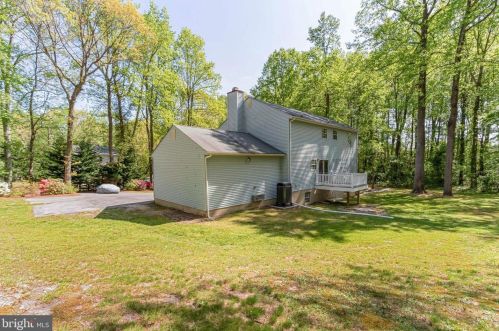 970 Bowie Shop Rd, Huntingtown MD 20639-9103 exterior