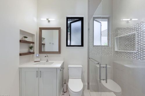 172 Cheshire Way, Naples FL 34110-4413 exterior