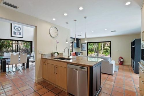 49 Las Brisas Way, Naples FL 34108-8295 exterior