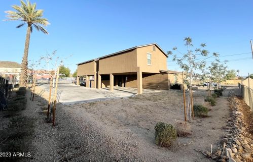 10402 9 Ave, Phoenix AZ 85013-4007 exterior