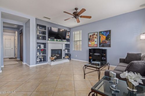 1071 Mason Dr, Chandler AZ 85225-1941 exterior