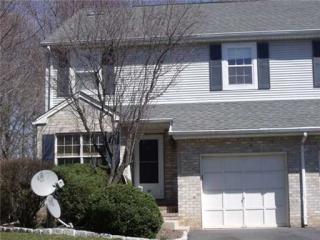 37 Hawthorn Dr, Edison, NJ 08820-1453