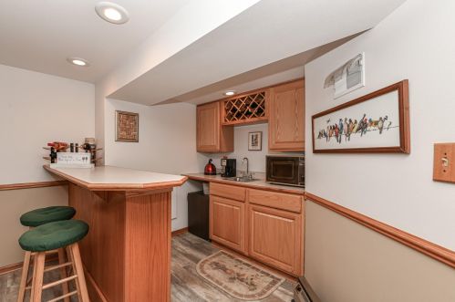 7609 Bell Rd, Milwaukee WI exterior