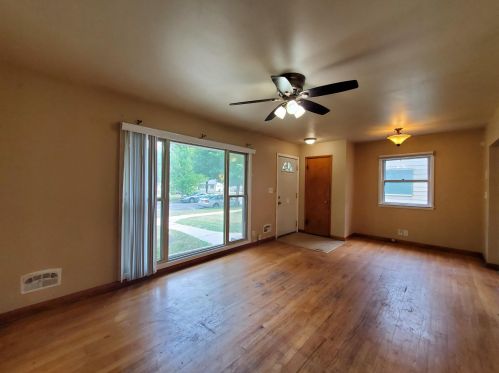 5151 83rd St, Milwaukee WI  53218-3647 exterior