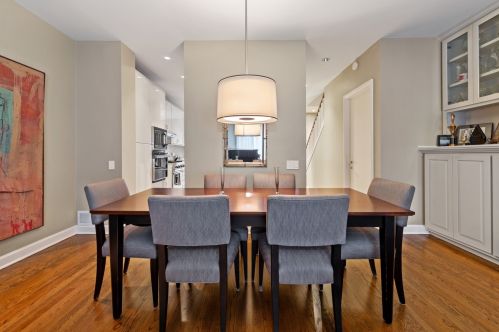 1906 Sedgwick St, Chicago IL  60614-8395 exterior