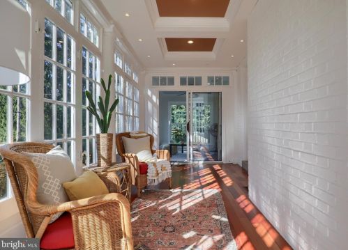 1297 Wheatland Ave, Lancaster PA 17603-4520 exterior