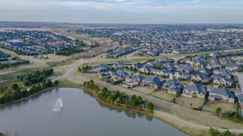 5830 Caspian Falls Ln, Fulshear TX 77441-2144 exterior