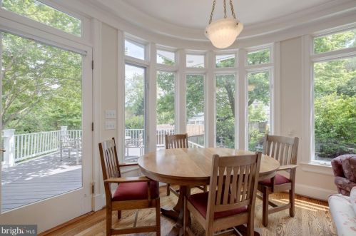 3928 Livingston St, Washington DC 20015-2921 exterior