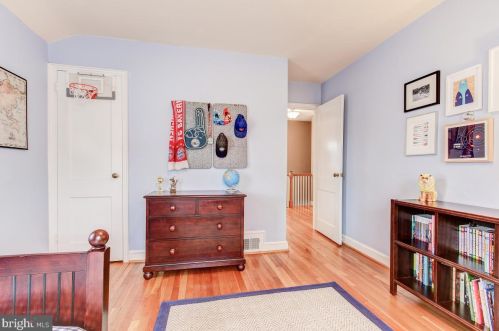 9512 Saybrook Ave, Silver Spring MD 20901-3034 exterior