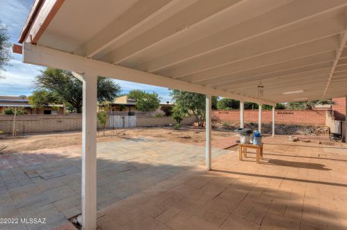 721 Rio San Pedro, Green Valley AZ 85614-3928 exterior