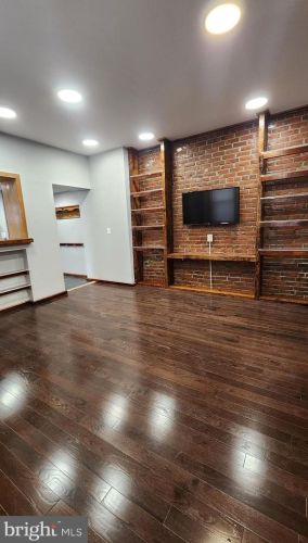 1912 19th St, Philadelphia PA  19145-2812 exterior