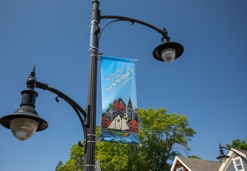 125 Main St, Newmarket NH 03857-1600 exterior