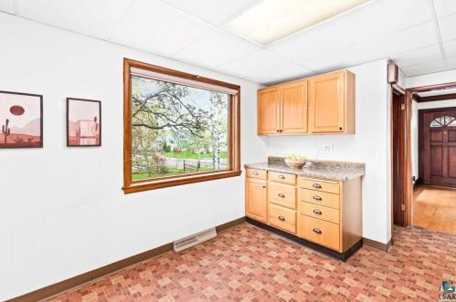 406 43 Ave, Duluth MN 55807-1555 exterior