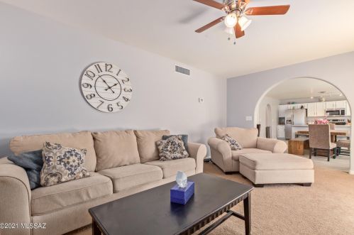 11871 Gray Eagle Ave, Tucson AZ 85737-8662 exterior