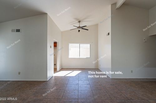 1393 Tamarisk Dr, Chandler AZ  85224-8502 exterior