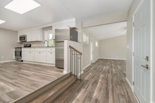 56450 Ellen Ave, Mishawaka IN 46545 exterior