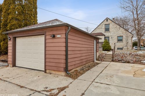 3137 28, Milwaukee WI 53215-4307 exterior