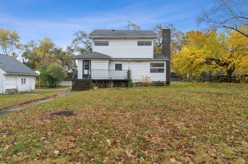 9022 Rockwell Ave, Chicago IL 60805-1314 exterior