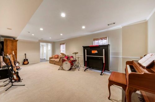 4620 Angelo Dr, Atlanta GA 30319-1045 exterior