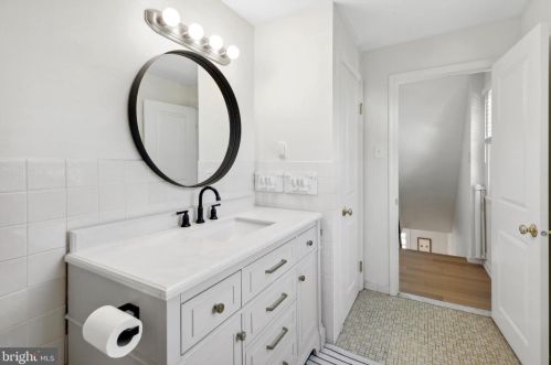 1246 Center Rd, Pittsburgh PA  19083-4823 exterior