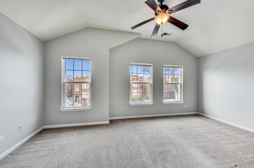 7329 Vernon Ave, Chicago IL 60653-3405 exterior